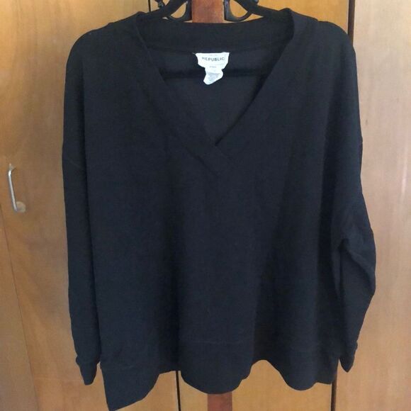 Women's For The Republic Scuba Knit V-Neck Sweater in Black 1X - Picture 2 of 5